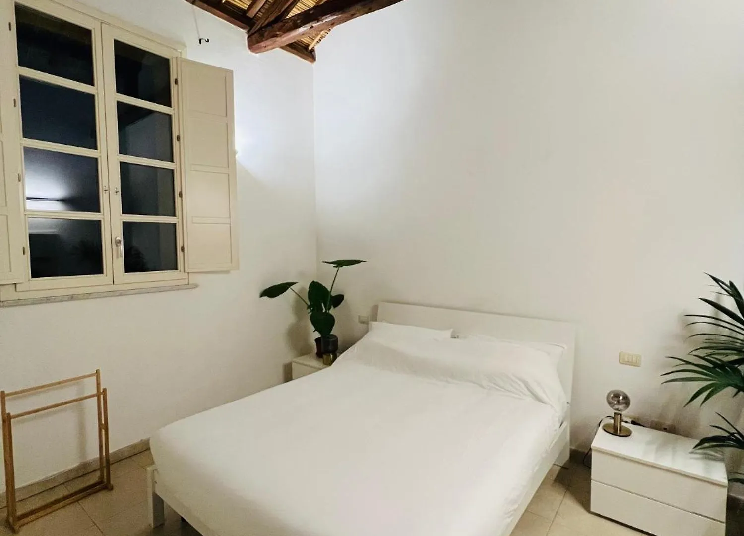 Penthouse With Terrace In Historic Centre Apartment Cagliari