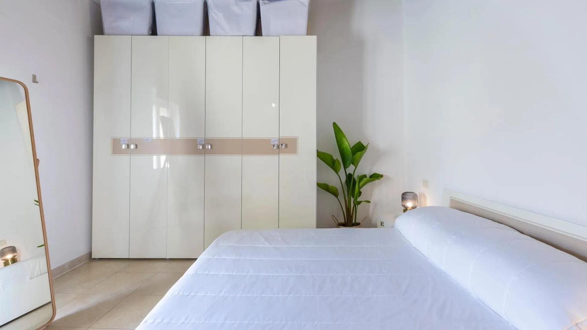 Penthouse With Terrace In Historic Centre Apartment Cagliari