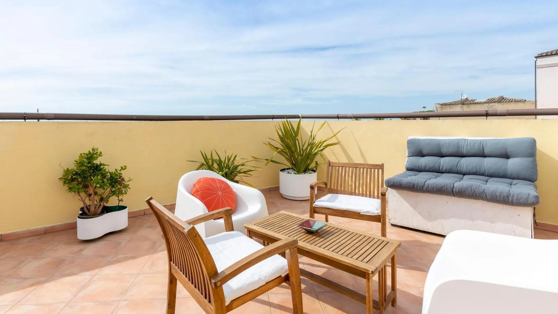 Penthouse With Terrace In Historic Centre Apartment Cagliari Italy
